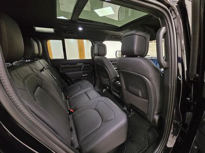 2025 Land Rover Defender