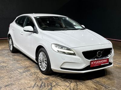 2018 Volvo V40