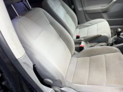 2004 Volkswagen Golf