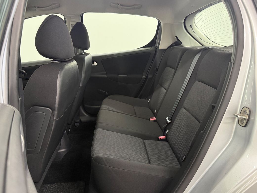 2010 Peugeot 207