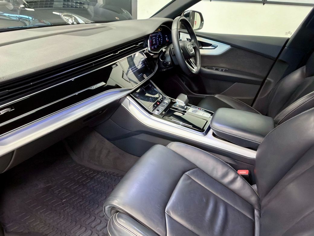 2020 Audi Q8