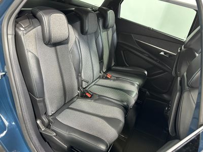 2022 Peugeot 5008