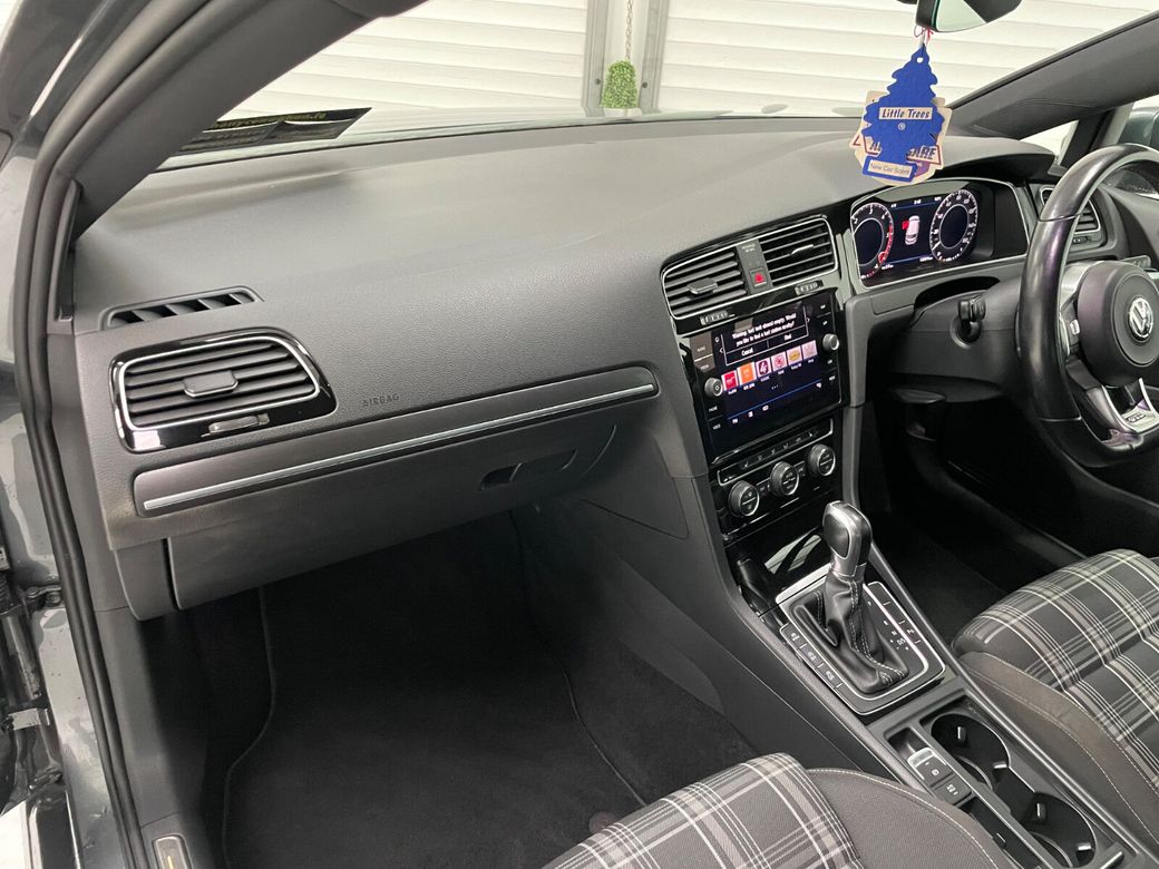 2018 Volkswagen Golf