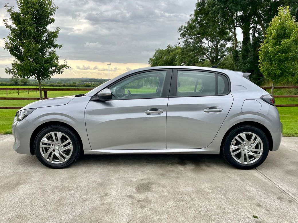 2020 Peugeot 208