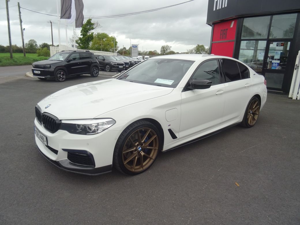 2019 BMW 530