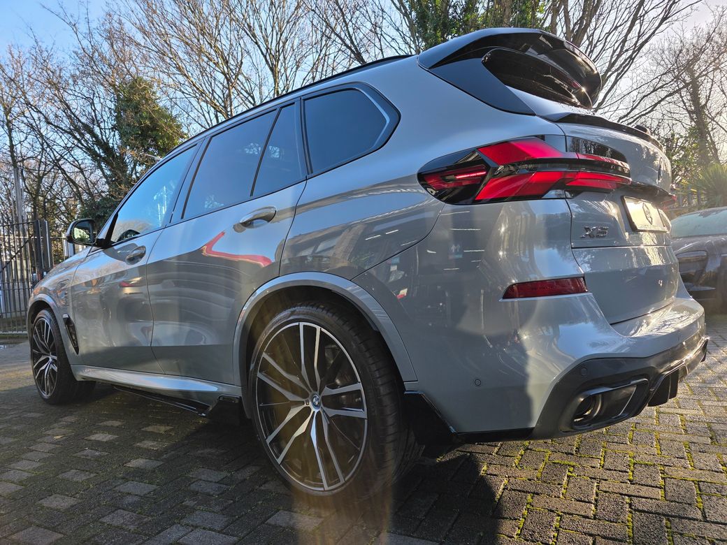 2025 BMW X5