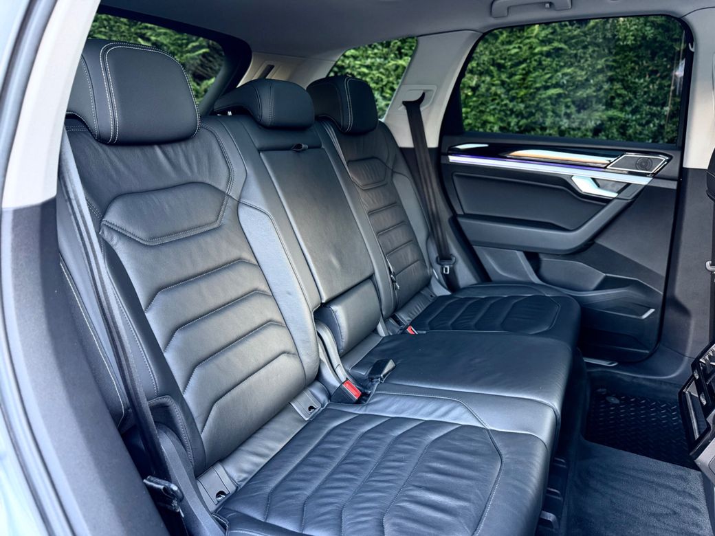 2018 Volkswagen Touareg