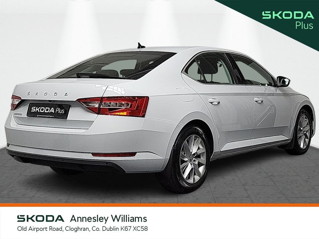 2025 Skoda Superb