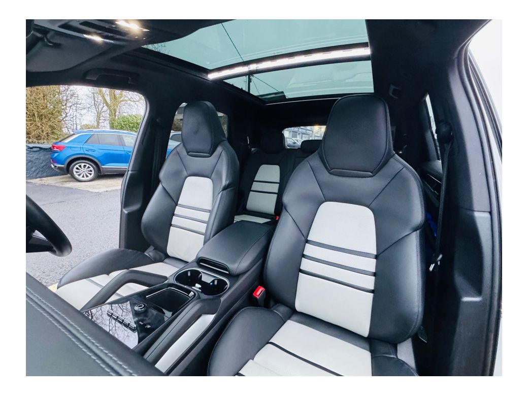 2024 Porsche Cayenne