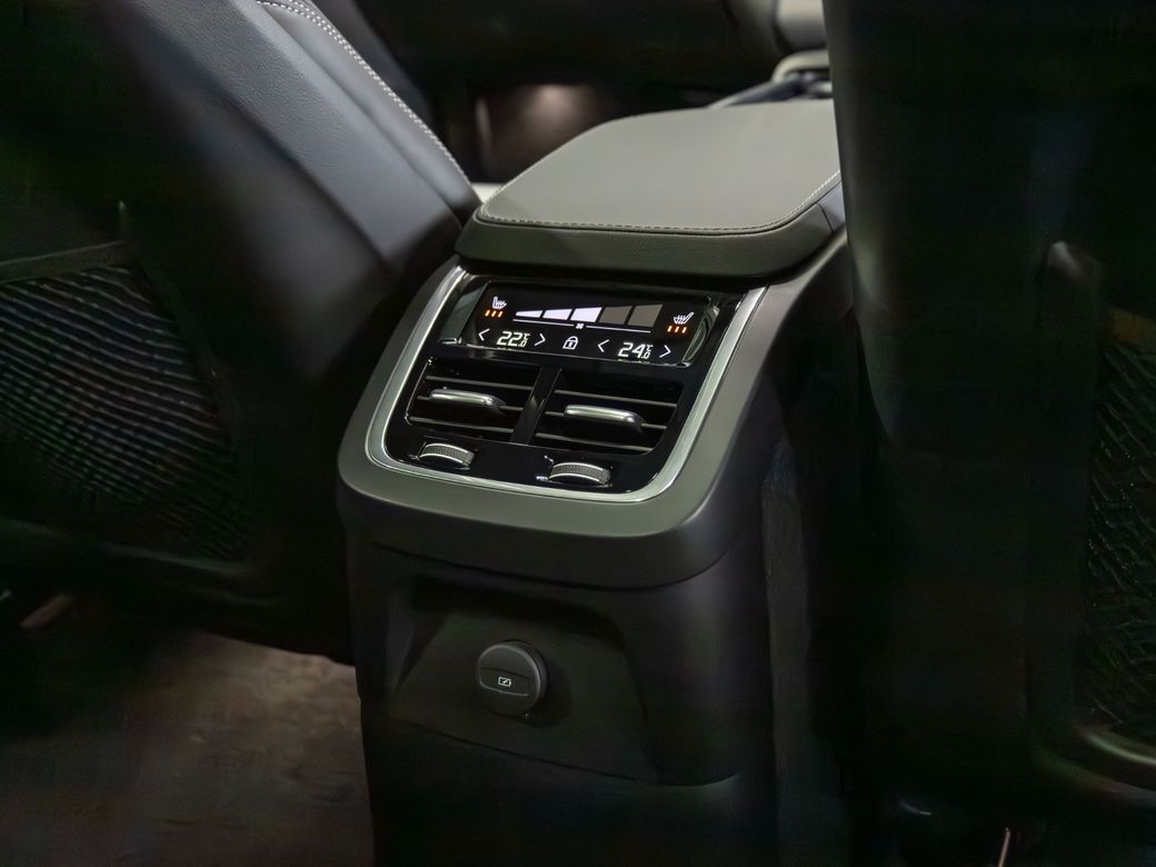 2024 Volvo XC90