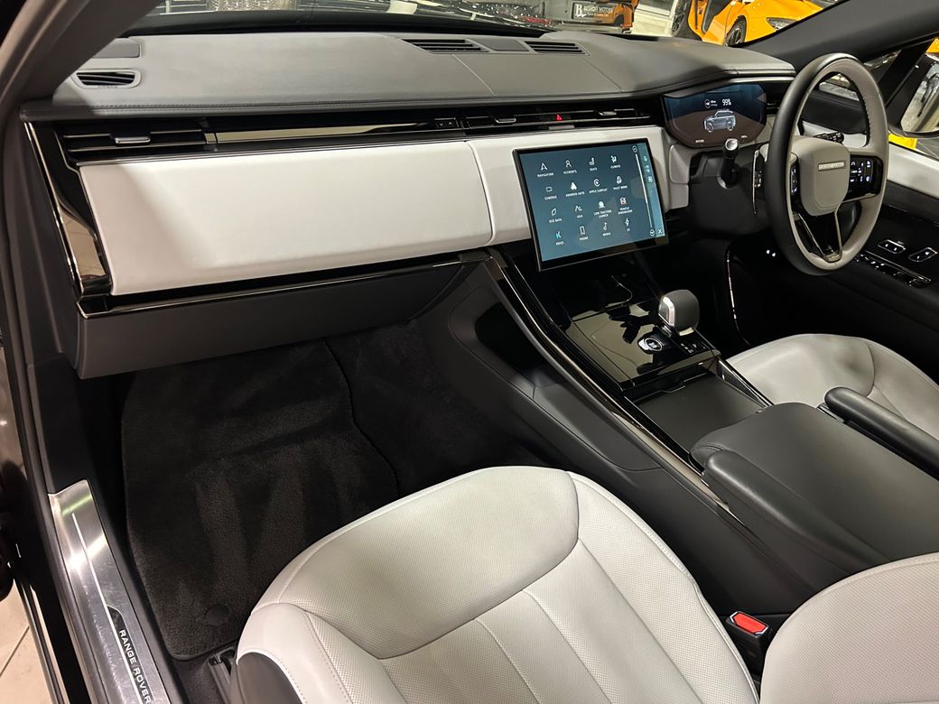 2024 Land Rover Range Rover Sport