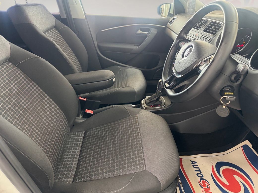 2017 Volkswagen Polo