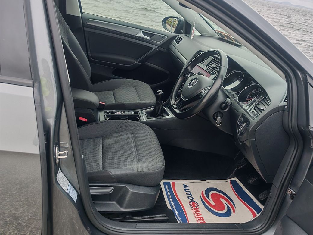 2017 Volkswagen Golf