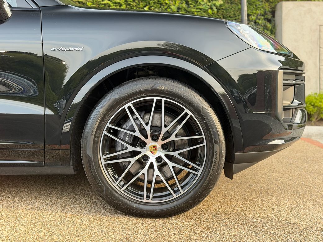 2024 Porsche Cayenne