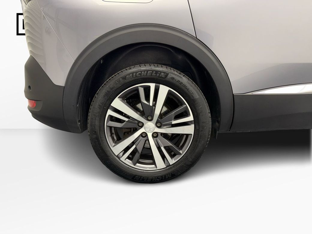 2023 Peugeot 5008