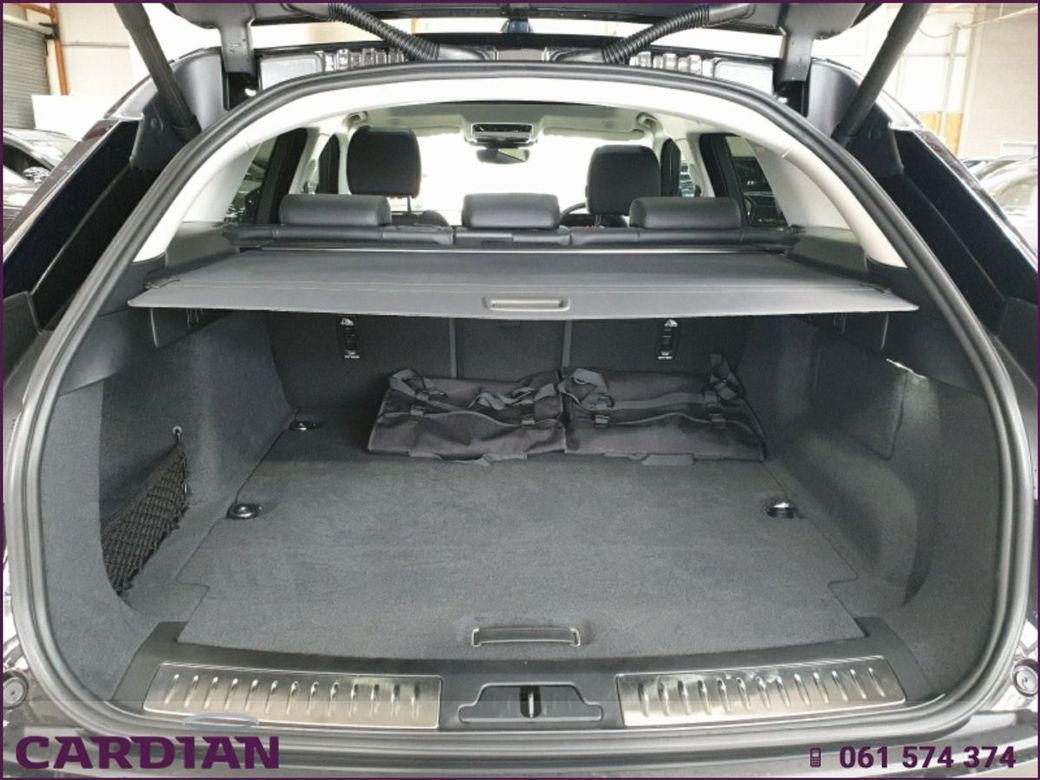 2025 Land Rover Range Rover Velar