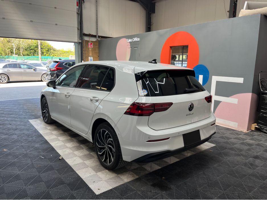 2023 Volkswagen Golf