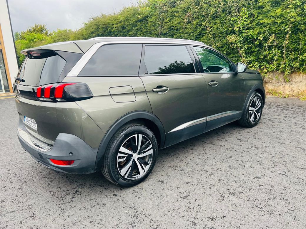 2020 Peugeot 5008