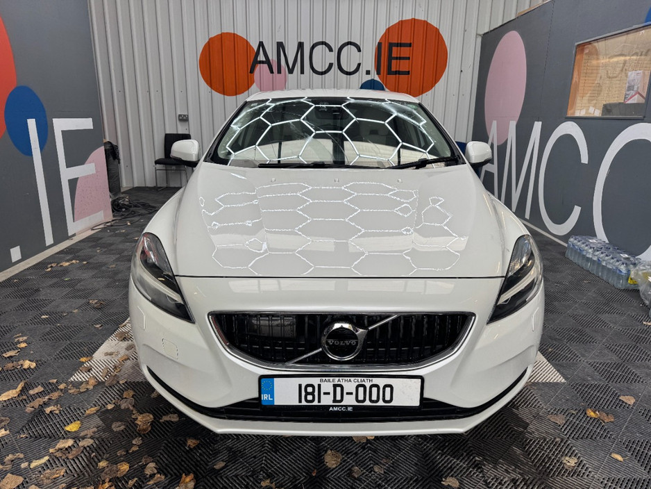 2018 Volvo V40