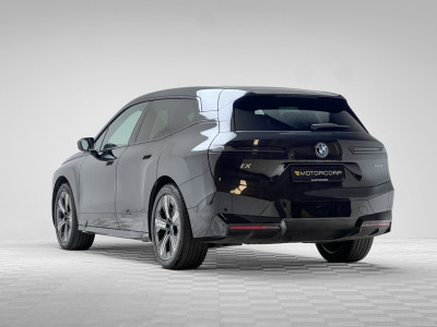 2023 BMW iX