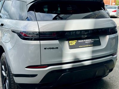 2025 Land Rover Range Rover Evoque