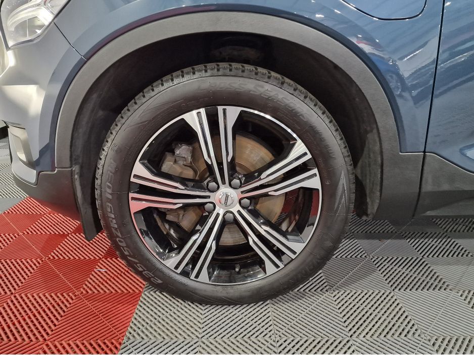 2021 Volvo XC40