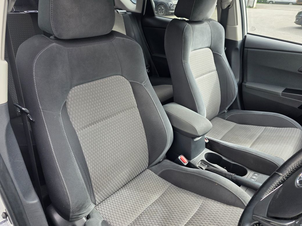 2017 Toyota Auris
