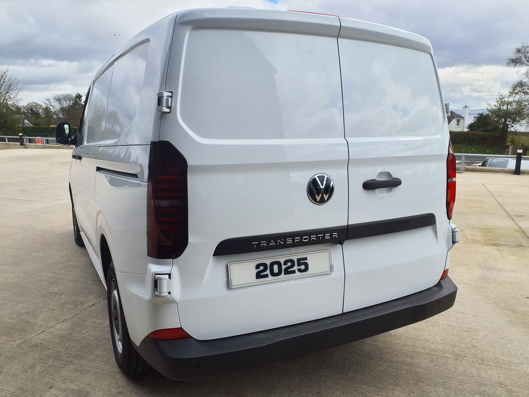 2025 Volkswagen Transporter