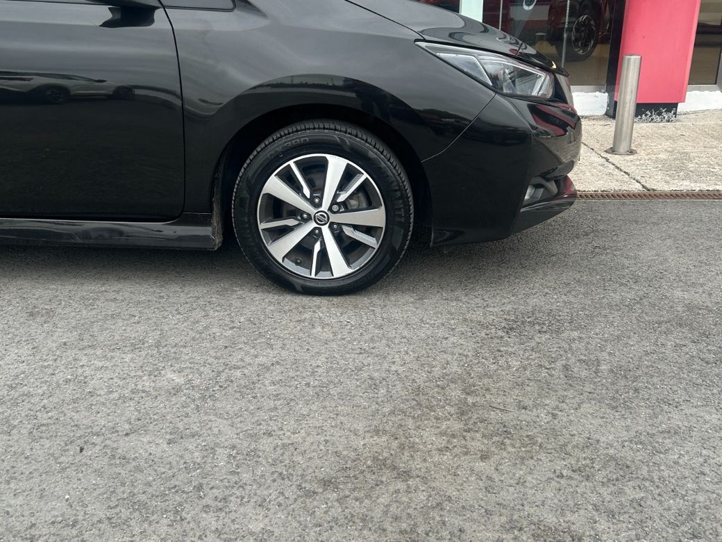 2022 Nissan Leaf