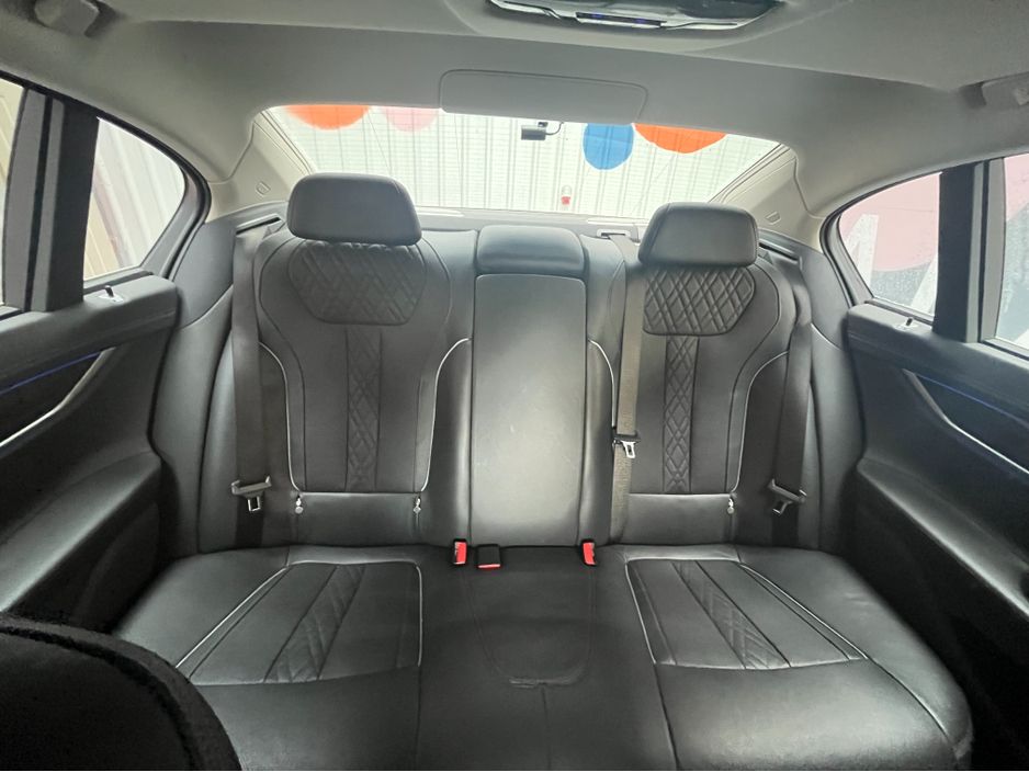 2016 BMW 7 Series