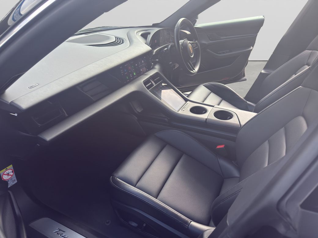 2023 Porsche Taycan