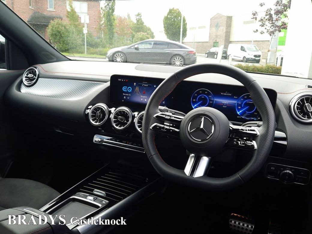 2025 Mercedes-Benz EQA