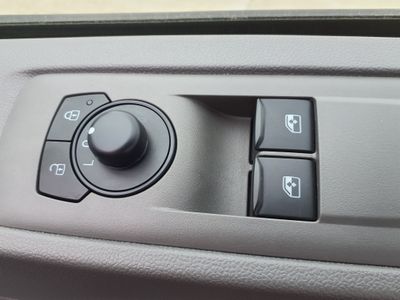 2025 Volkswagen Transporter