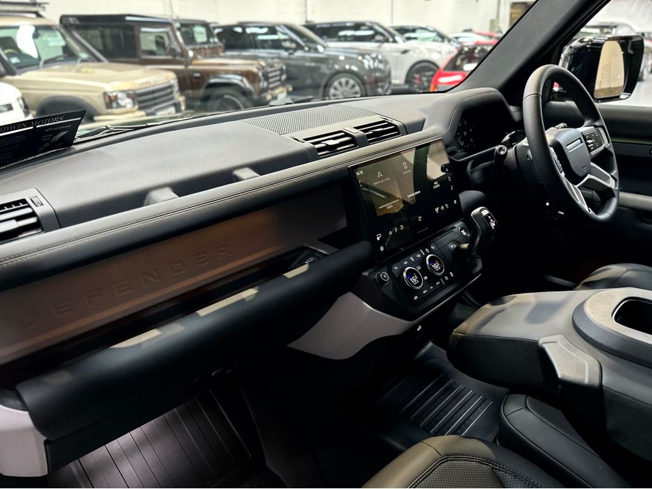 2026 Land Rover Defender