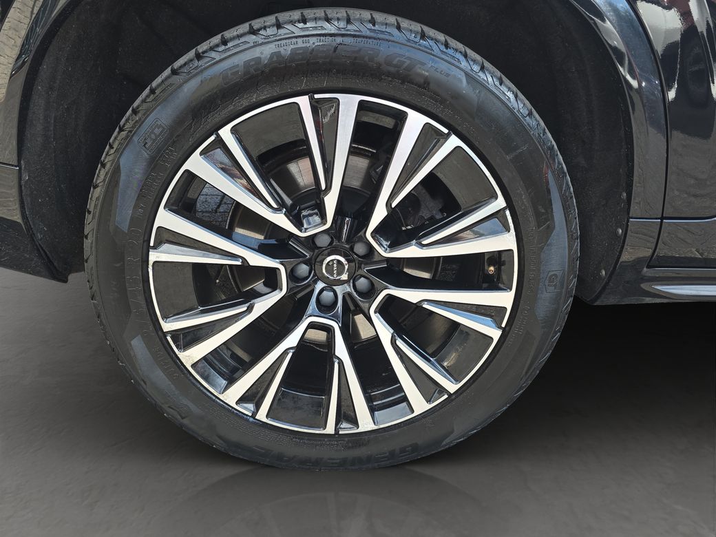2023 Volvo XC90