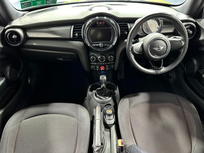 2017 Mini Cooper