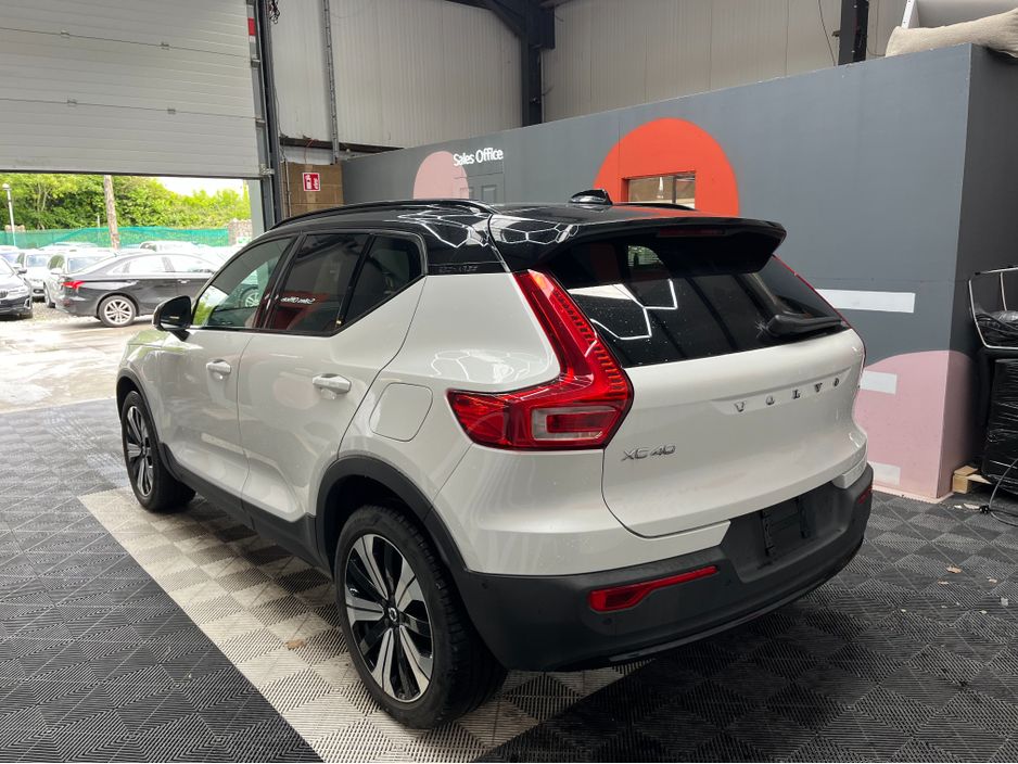 2022 Volvo XC40