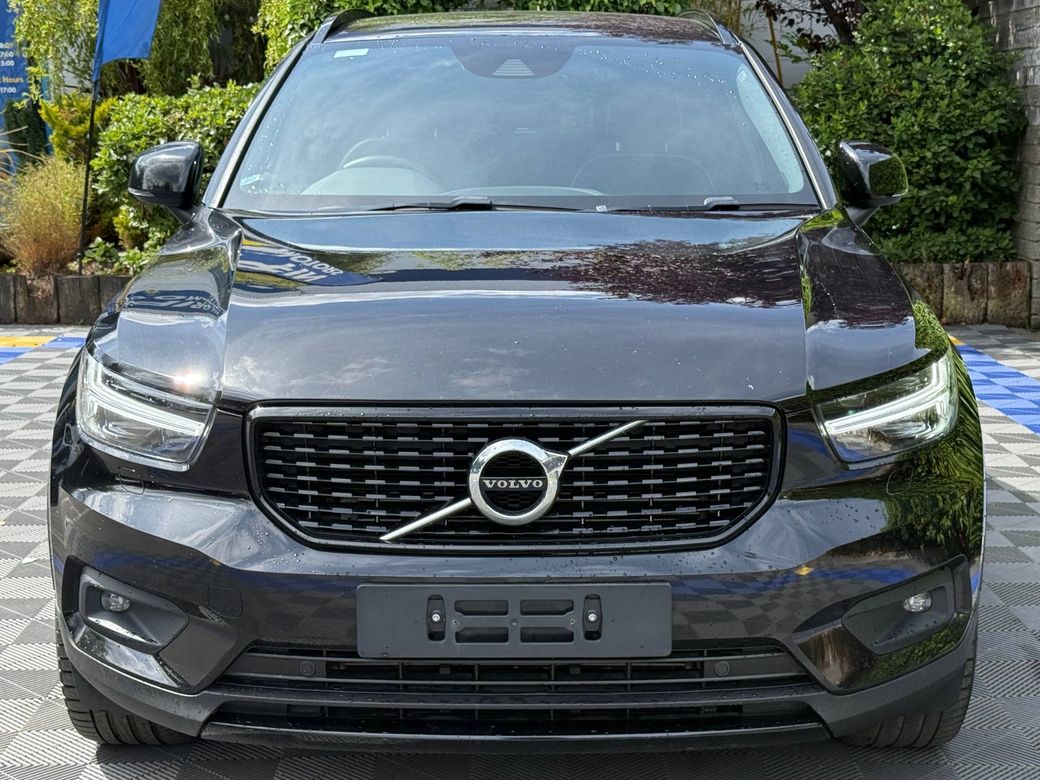 2022 Volvo XC40