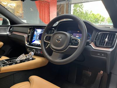 2024 Volvo V60
