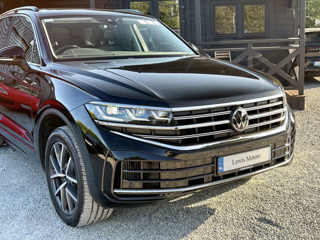 2024 Volkswagen Touareg