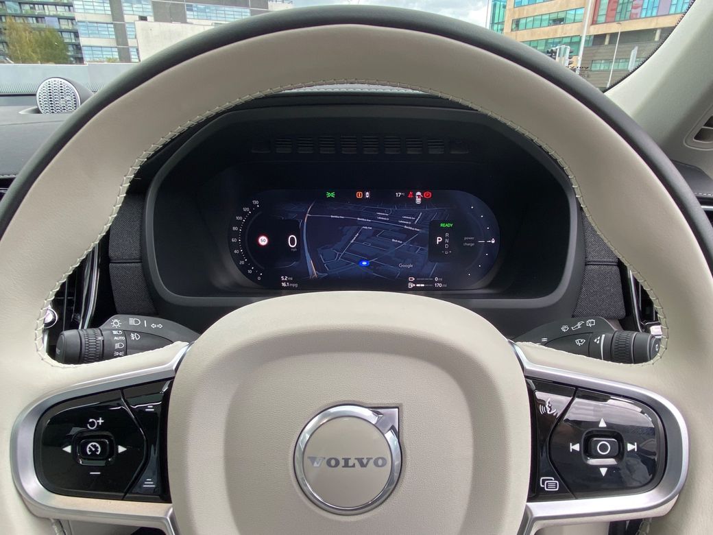 2025 Volvo XC90
