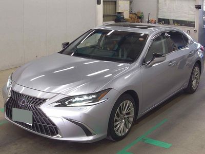 2021 Lexus ES 300h