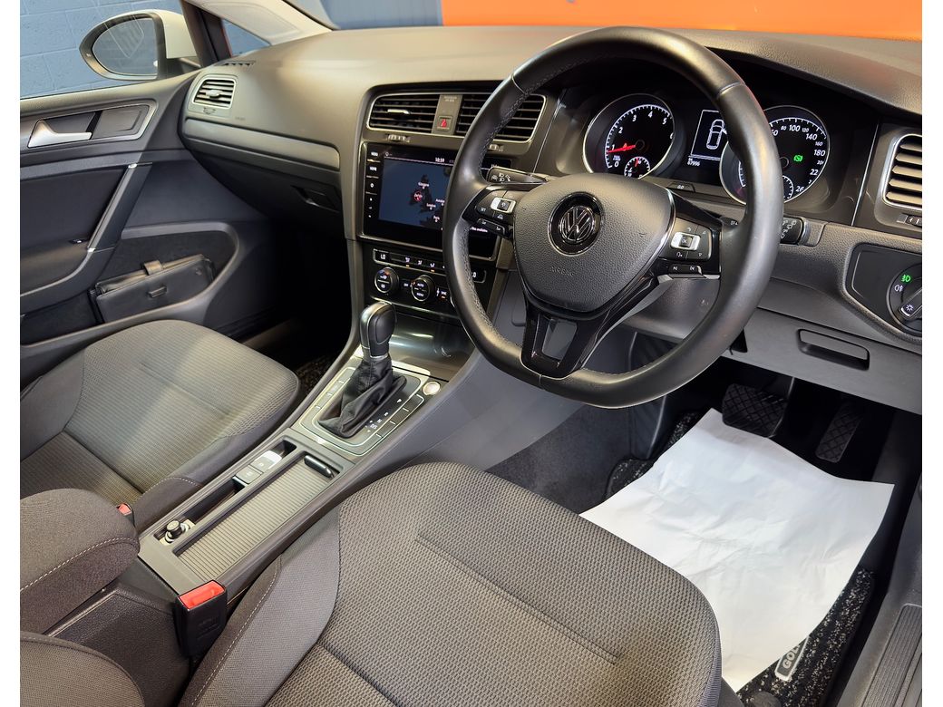 2017 Volkswagen Golf