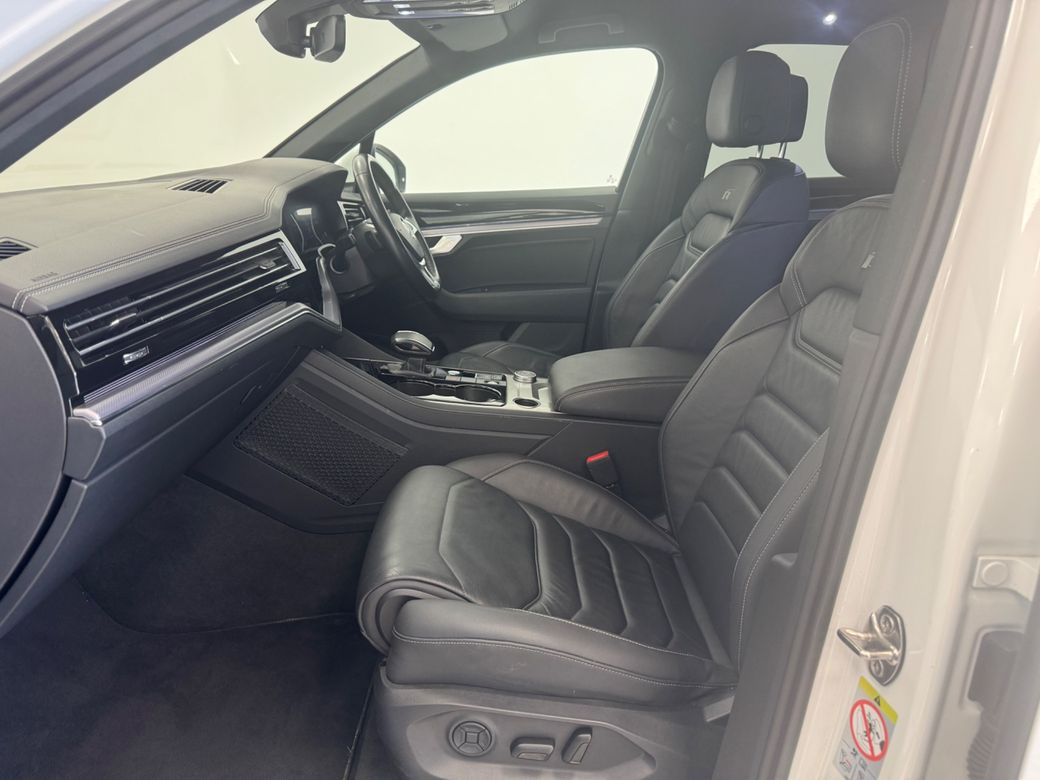 2020 Volkswagen Touareg