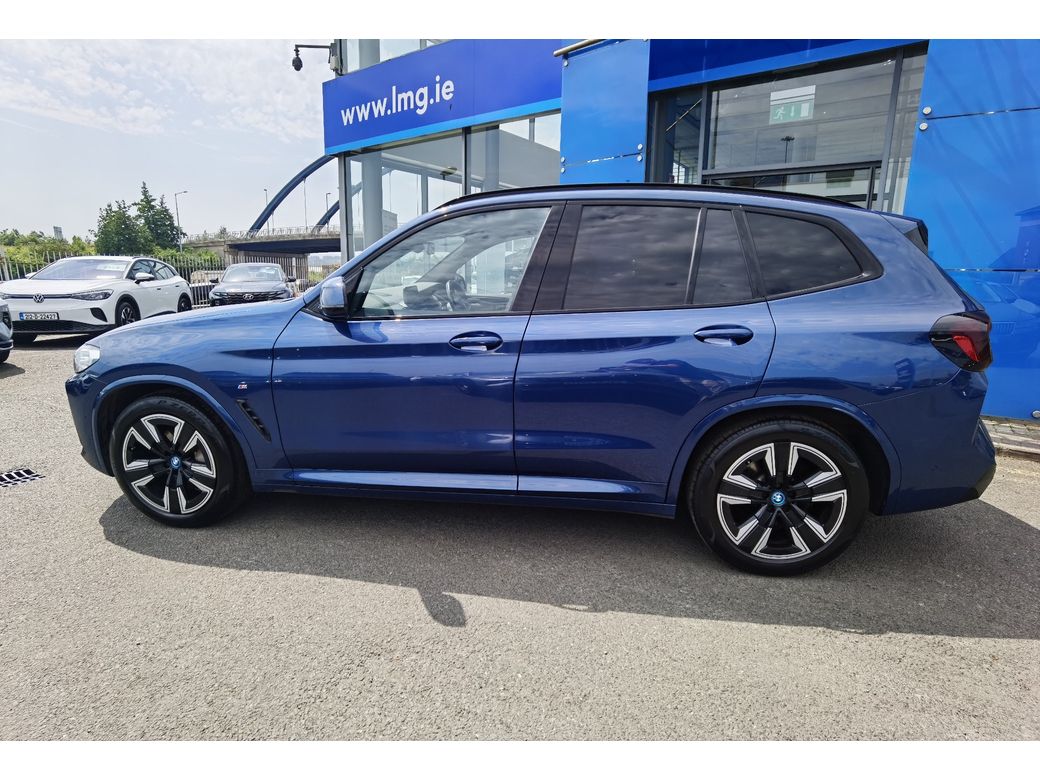 2022 BMW iX3