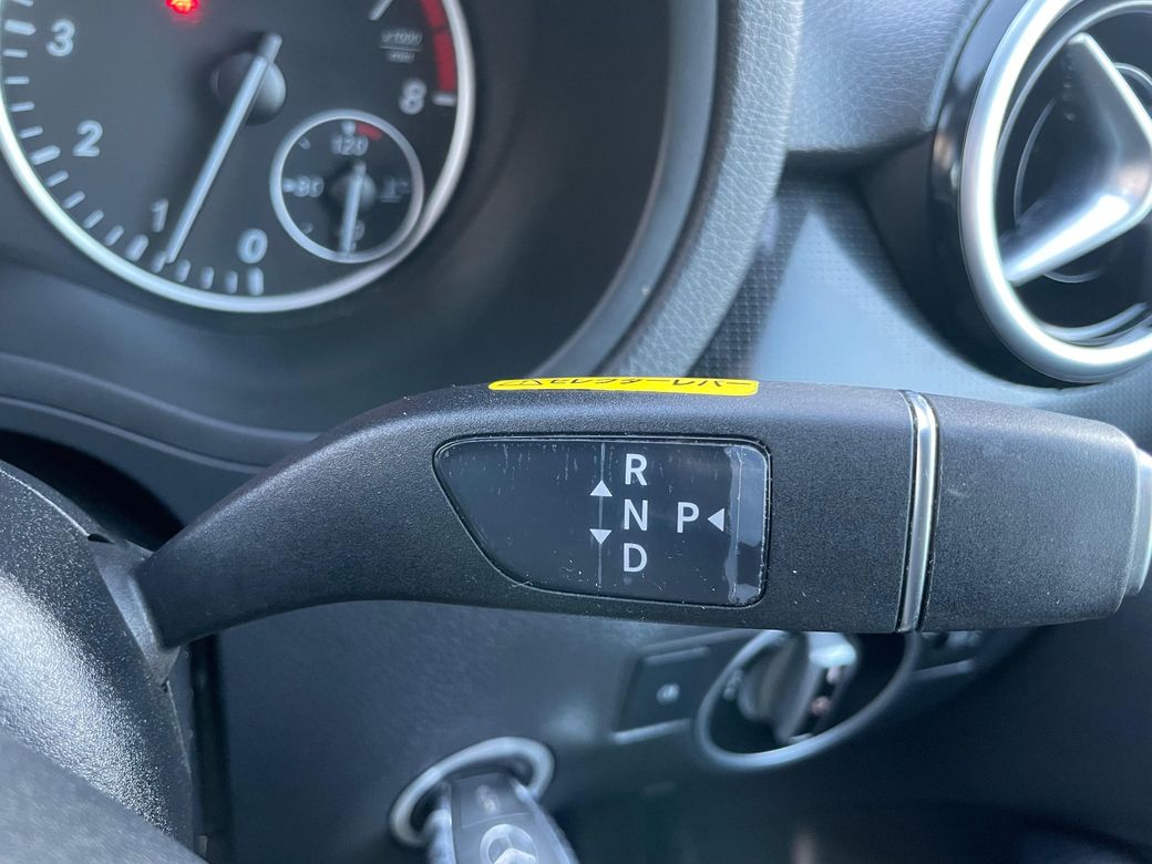 2012 Mercedes-Benz B 180