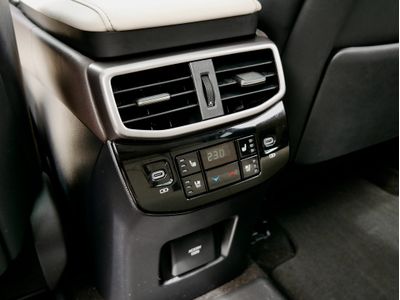 2023 Lexus RX450h+