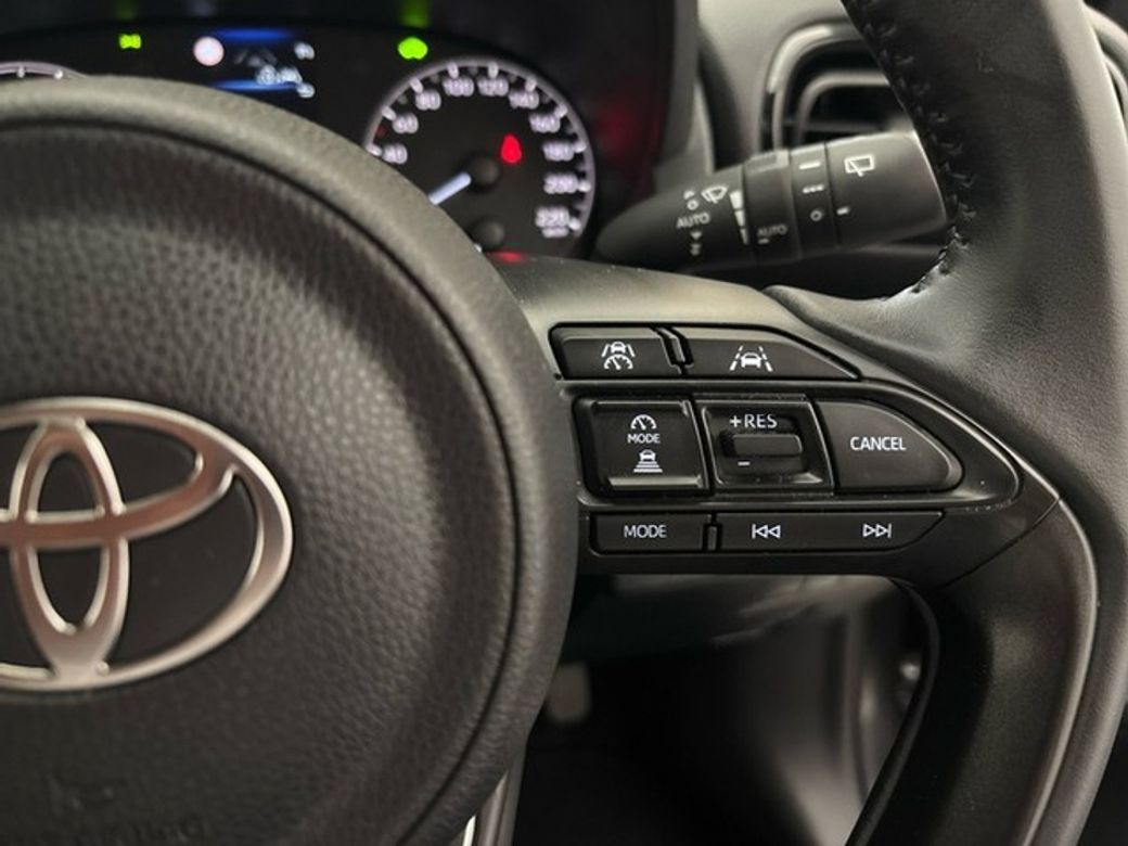 2025 Toyota Yaris