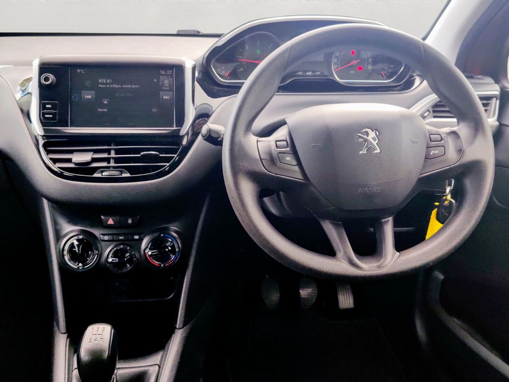 2015 Peugeot 208