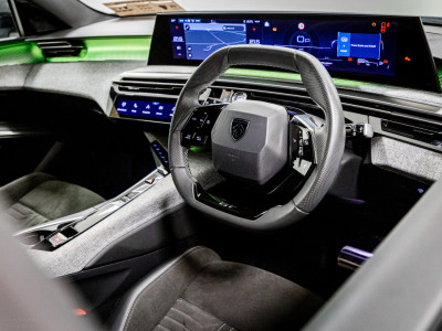 2025 Peugeot 5008